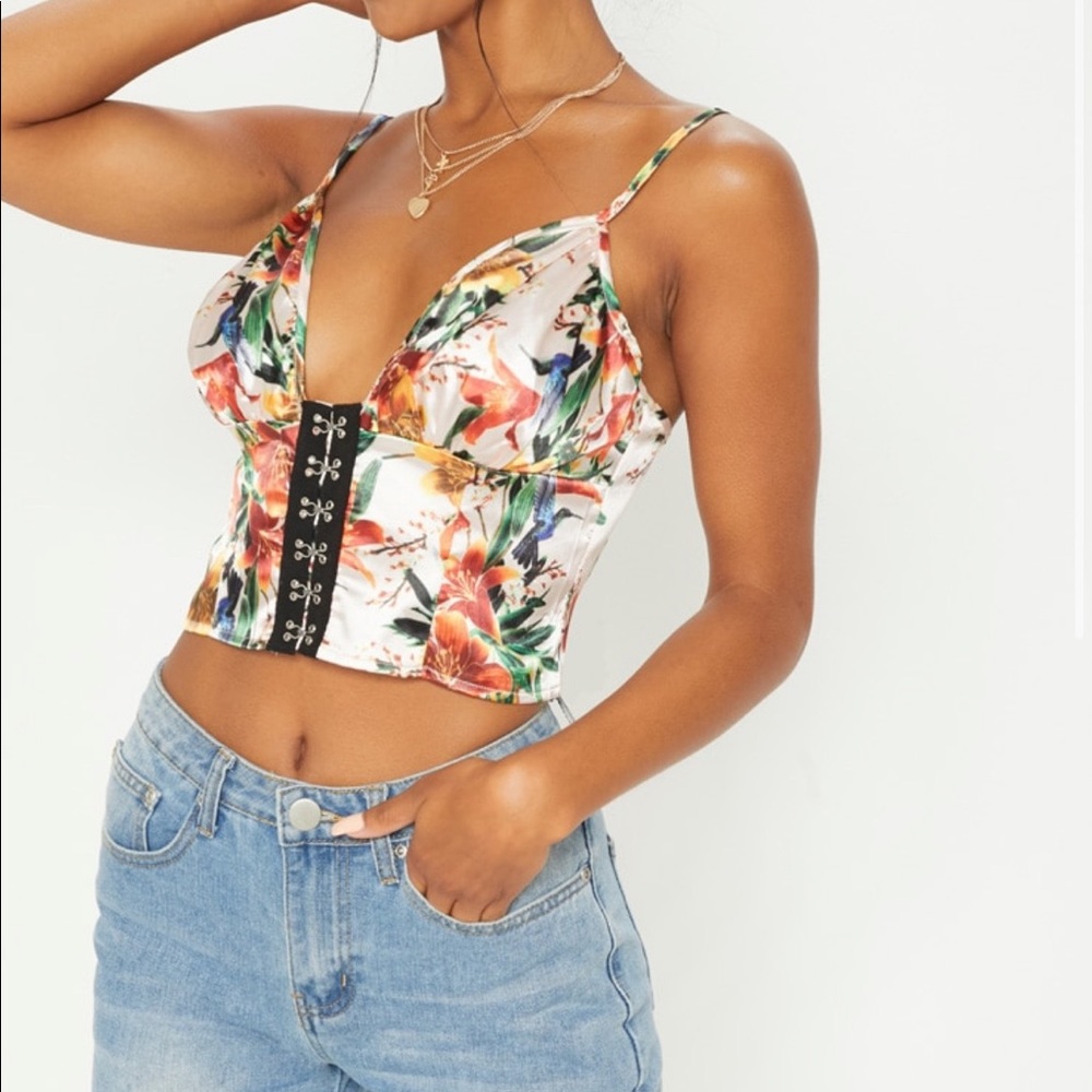 Cropped floral top